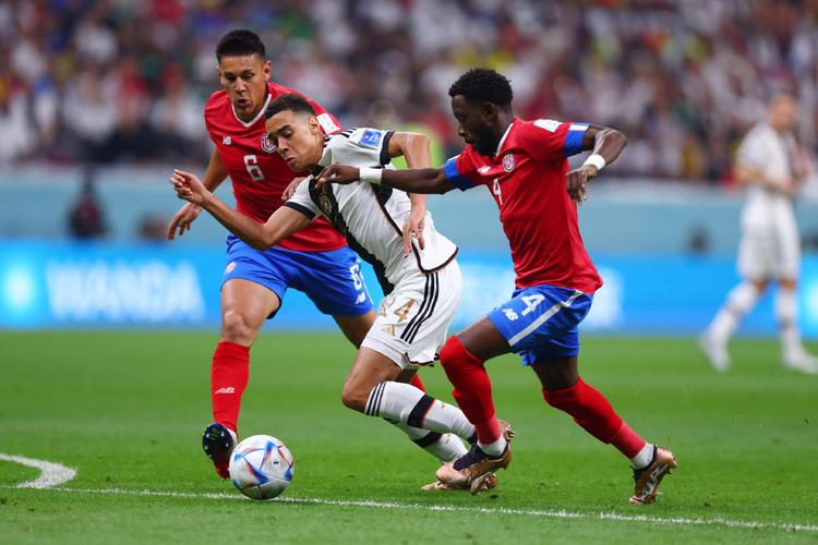 德国vs哥斯达黎加谁开的球的相关图片